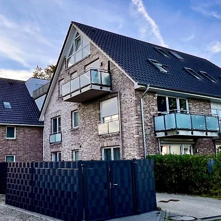 Lägenhet Kleine Auszeit -- Inklusive Parkplatz & Wifi, Geschirrspueler, Waschmaschine & Terrasse Mit Strandkorb -- Perfekt Fuer Urlaub & Business